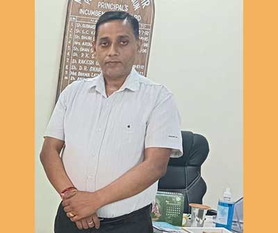Principal of MVM Nadaun